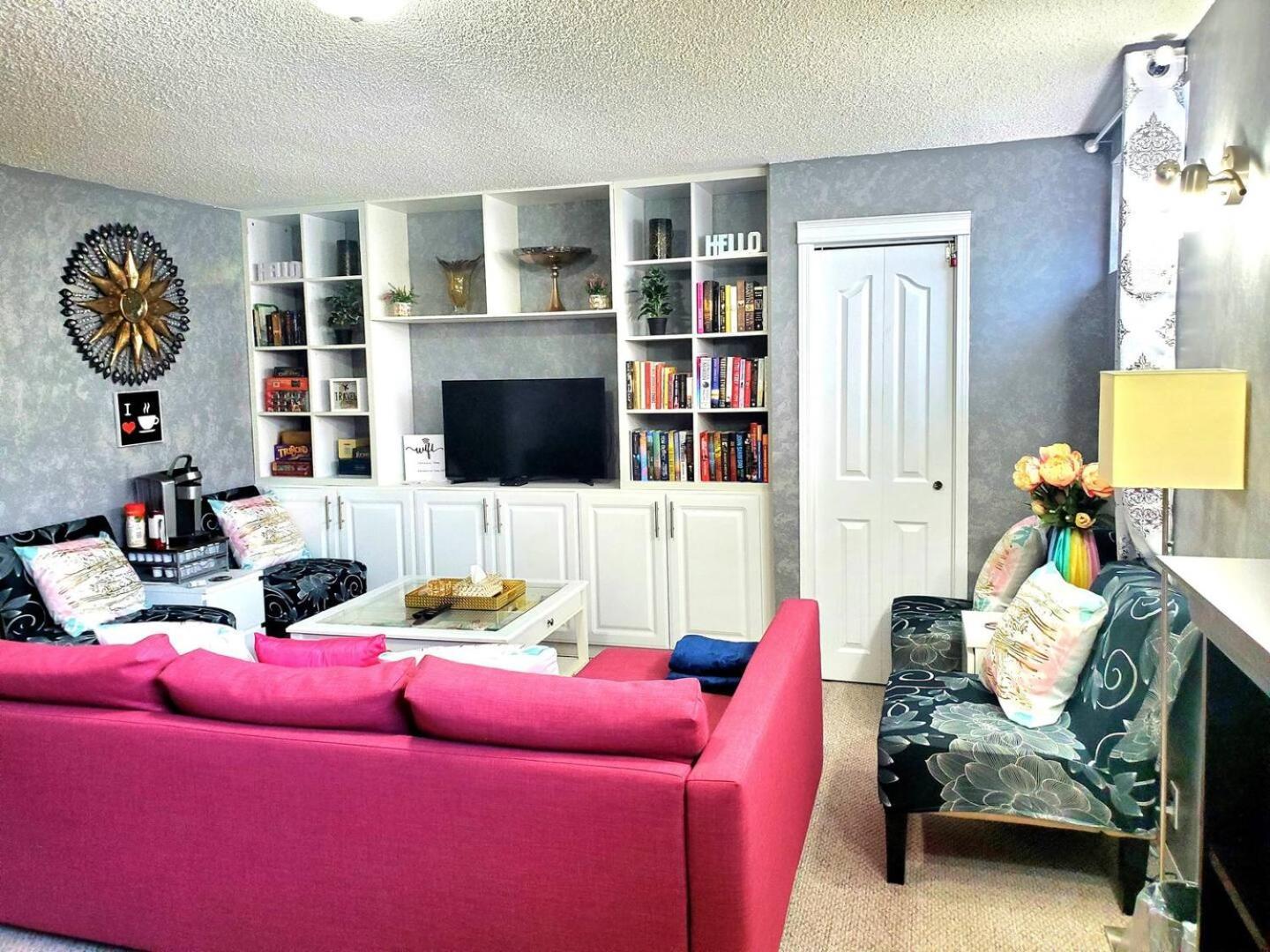 33 Executive Home, Ac, Airport Holiday home