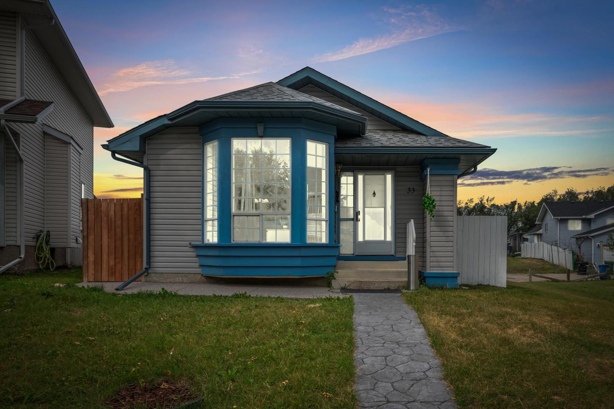 33 Executive Home, Ac, Airport Holiday home Calgary