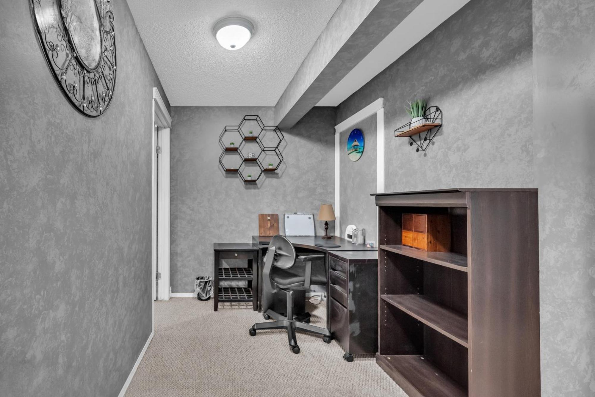 33 Executive Home, Ac, Airport Holiday home Calgary